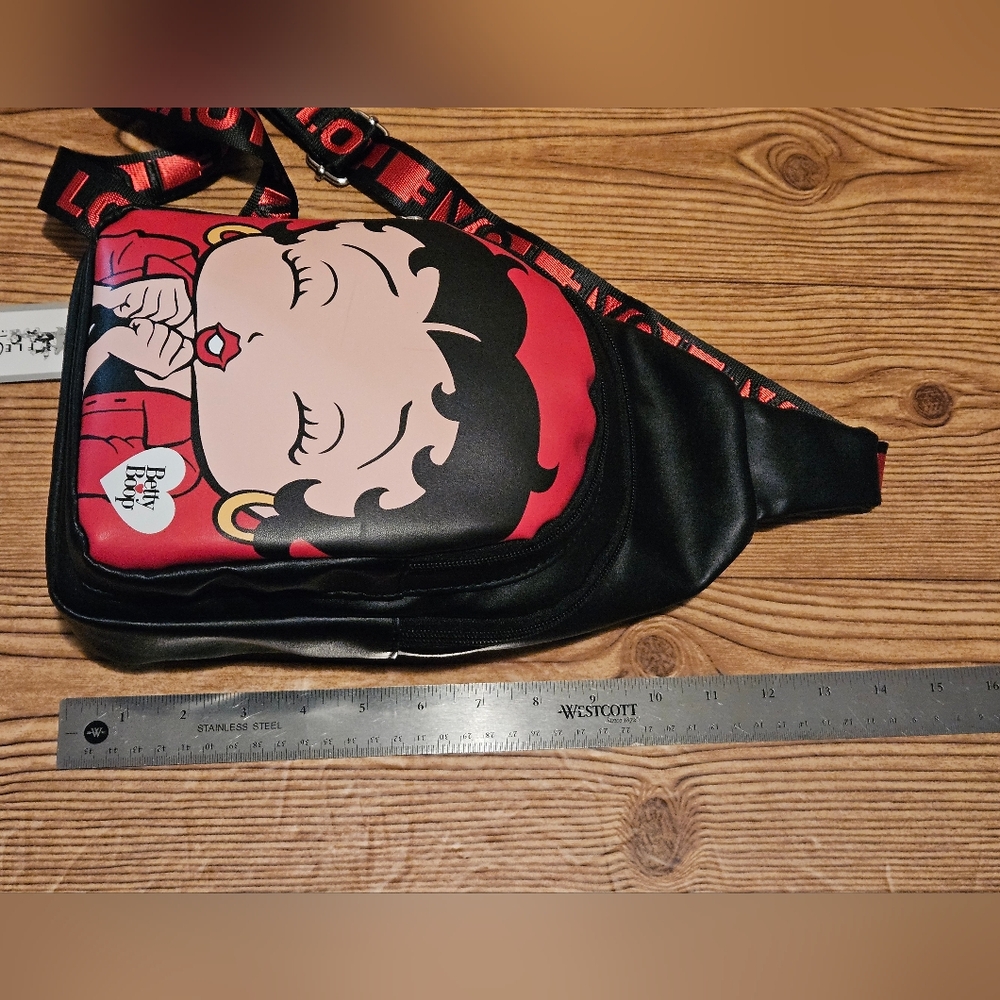 Betty Boop Black and Red Sling Bag Purse Backpack - Picture 7 of 8